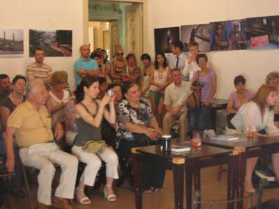 Cum s-a fãcut de-am rãmas fata batrana